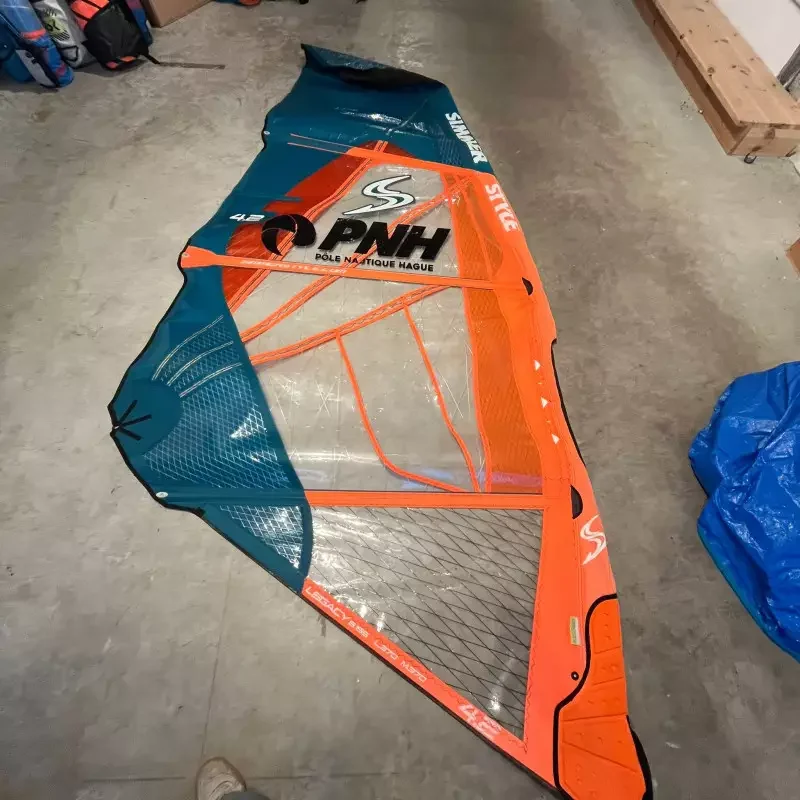 Voile windsurf SIMMER STYLE Blacktip legacy 4.2 Populaire
